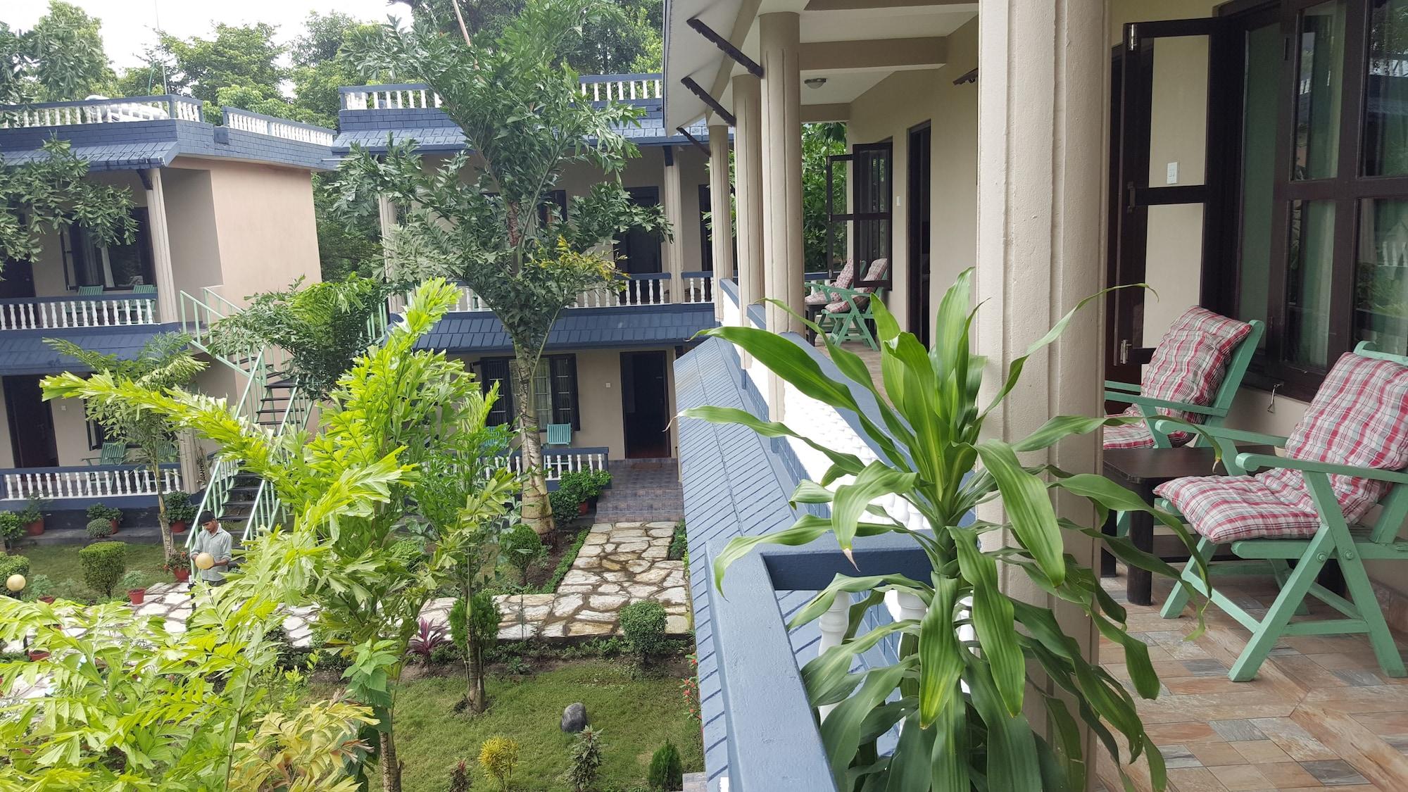 Chitwan Village Resort Sauraha Exteriér fotografie